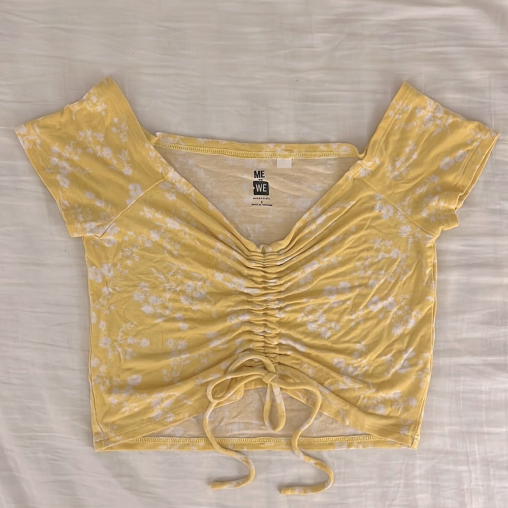 ~pacsun me to we floral ruched top